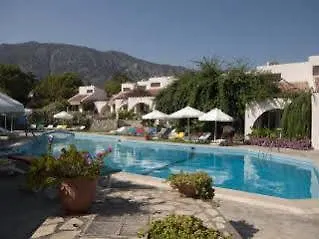 Lapethos & Casino Kerínia